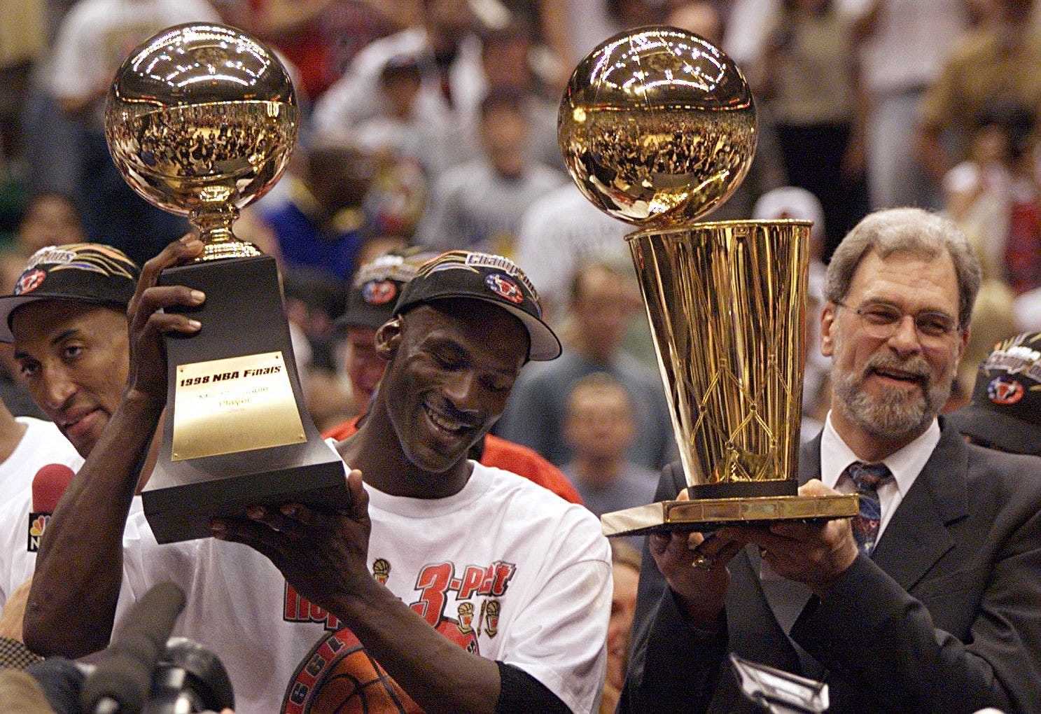 When Phil Jackson gave brutally honest answer about Michael Jordan’s Bulls’ chances against Shaquille O’Neal’s Lakers
