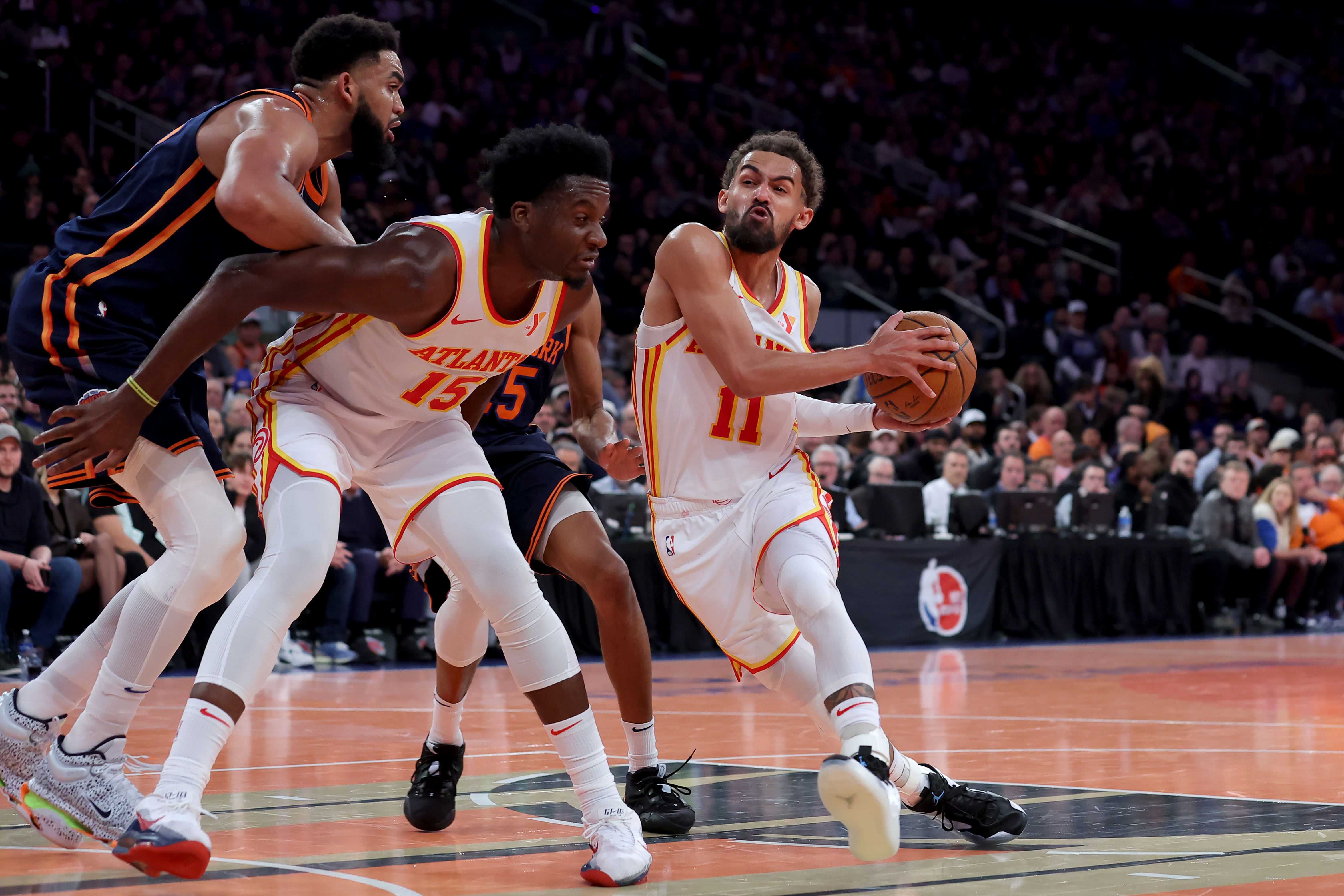 Trae Young acknowledges Shaquille O’Neal as he decimates the Knicks in New York once again