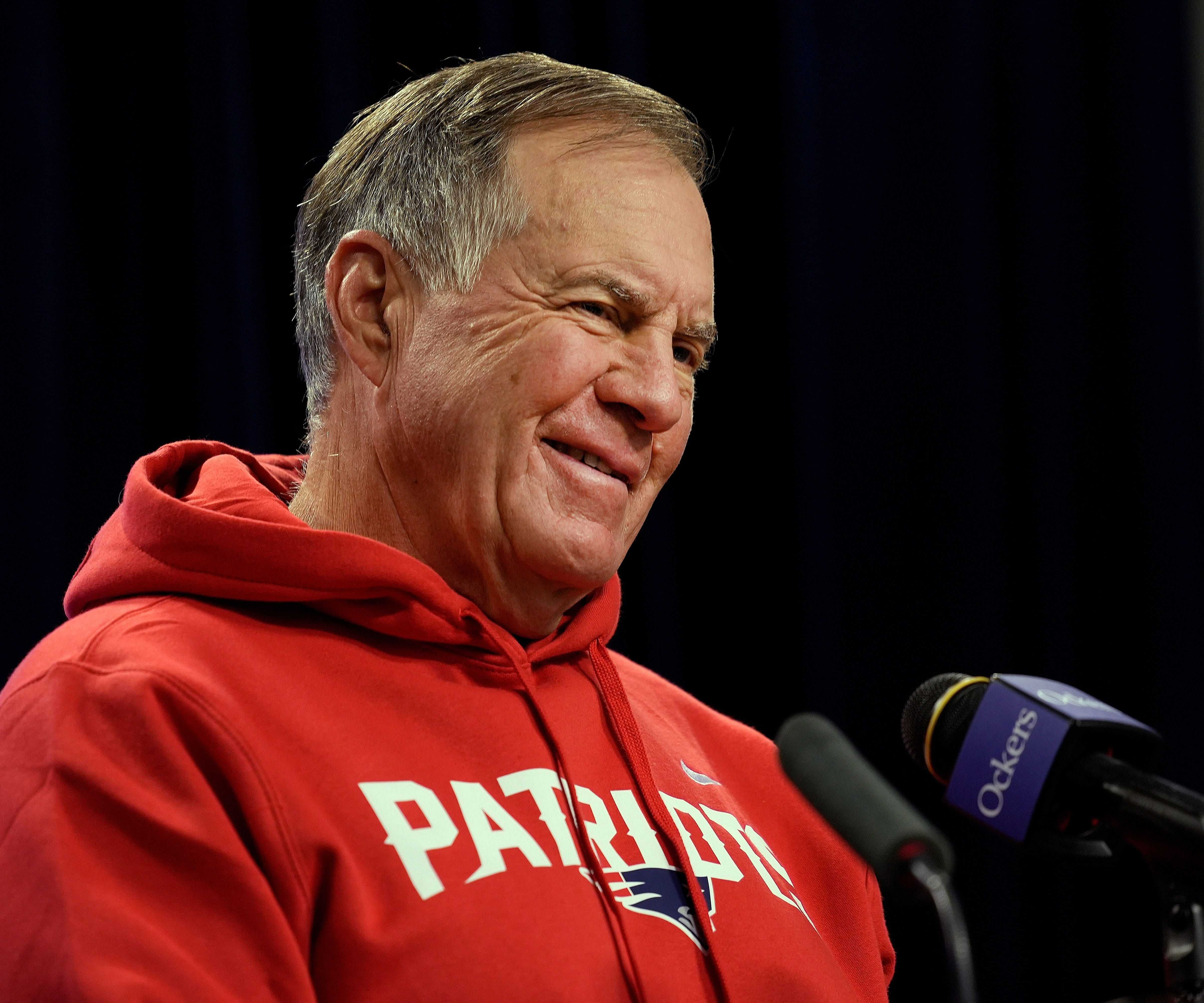 NFL legend stops short of endorsing ex-Patriots HC Bill Belichick’s campaign for UNC job