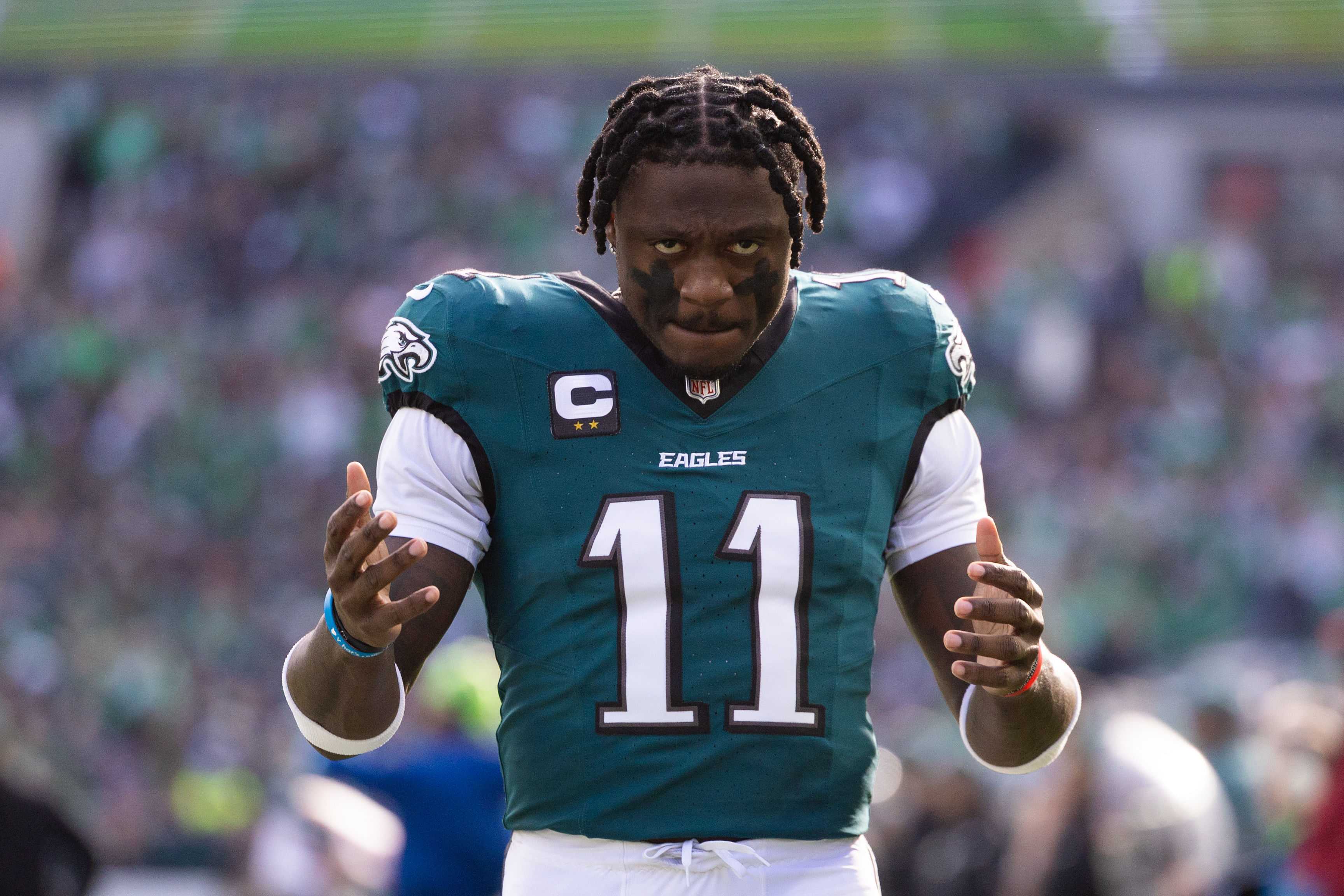 “I hate it”: Eagles legend takes issue with AJ Brown’s social media move amid Jalen Hurts drama