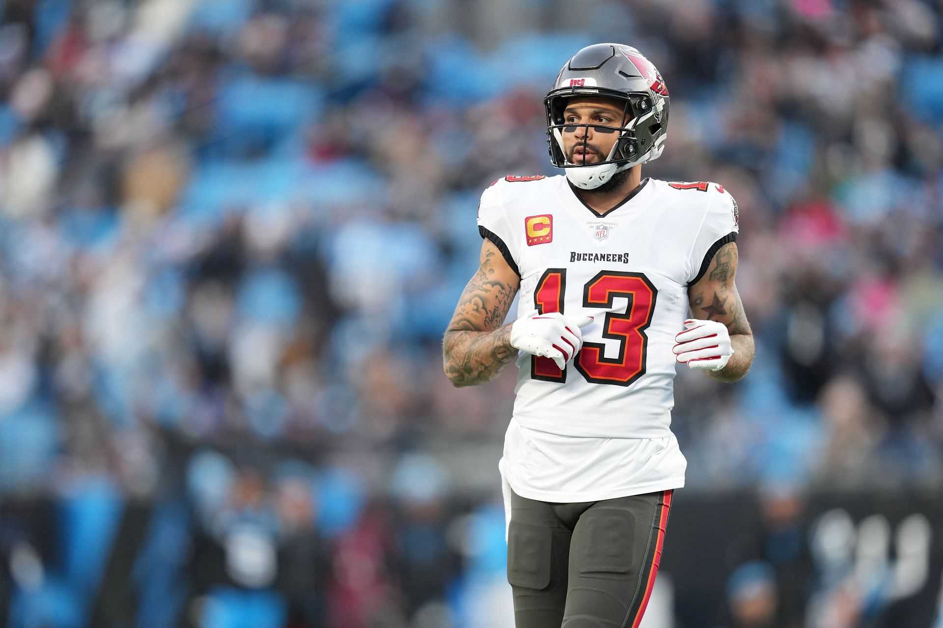 Raiders HC Antonio Pierce makes feelings known ahead of Buccaneers showdown: “Mike Evans is a problem”