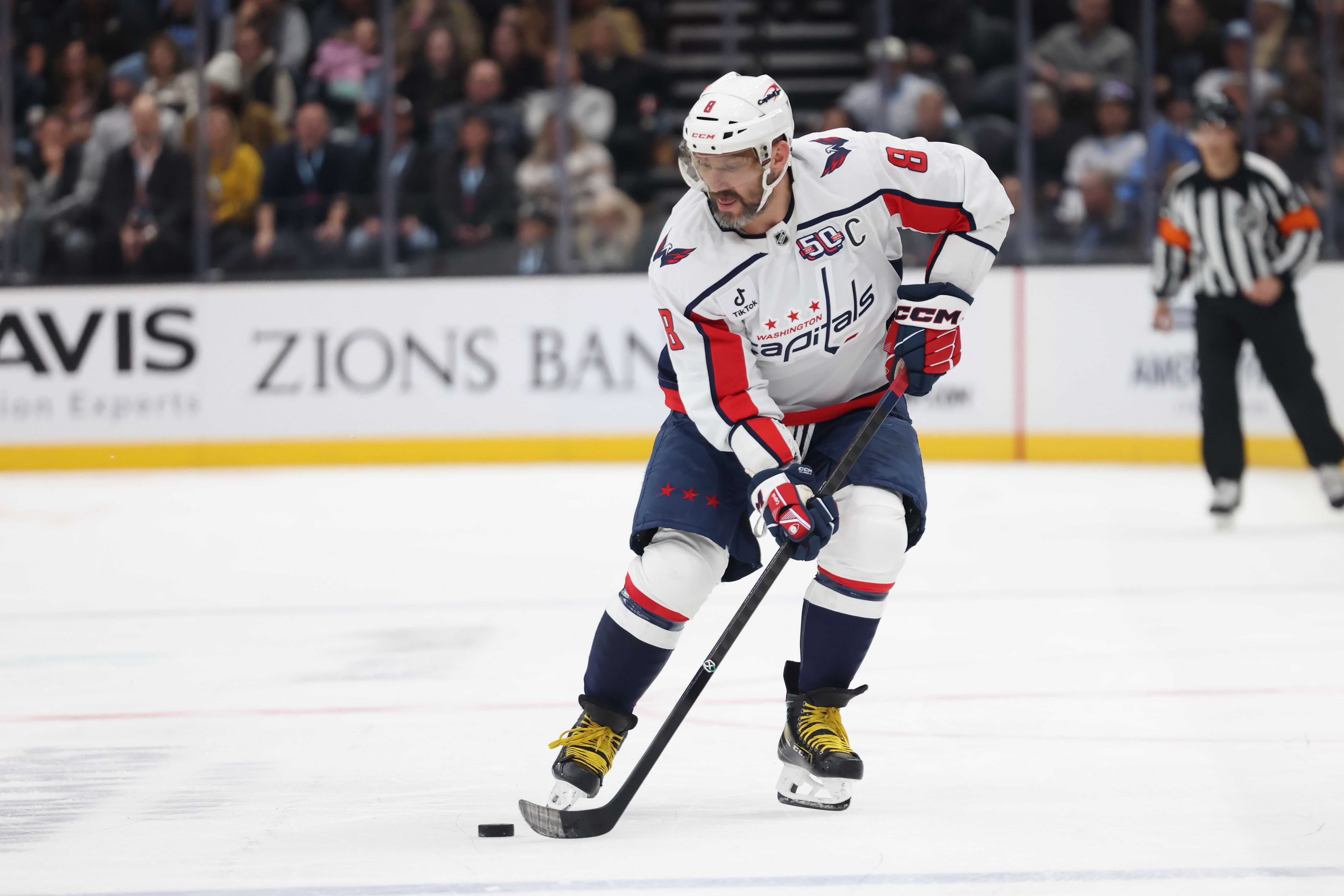 “The man is possessed”: Biz makes bold claim about Alex Ovechkin’s timeline of breaking Wayne Gretky’s record with a new added twist