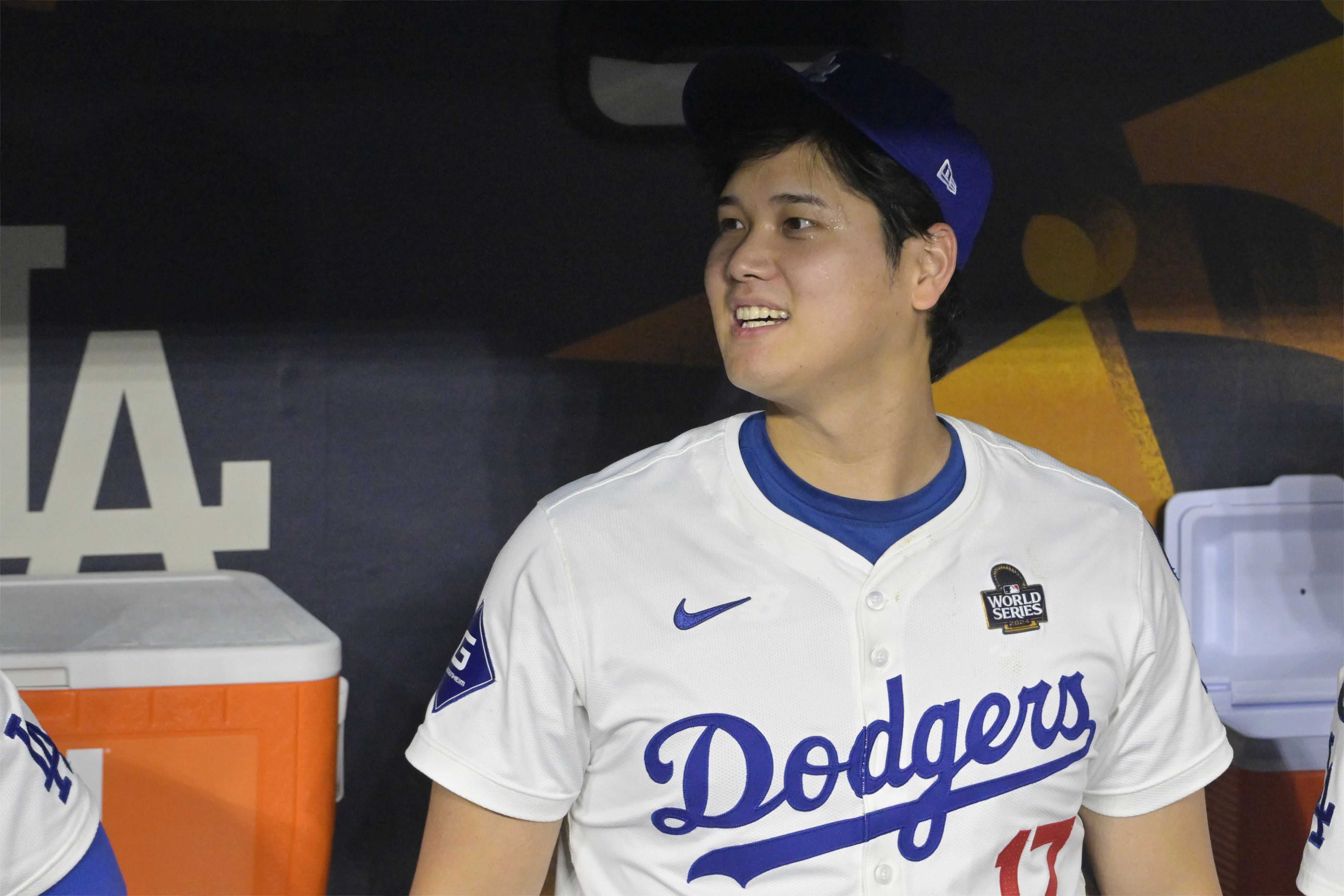 Shohei Ohtani belongs at the same level as Michael Jordan, Tom Brady, Kobe Bryant & Magic Johnson in popularity, claims Dodgers executive