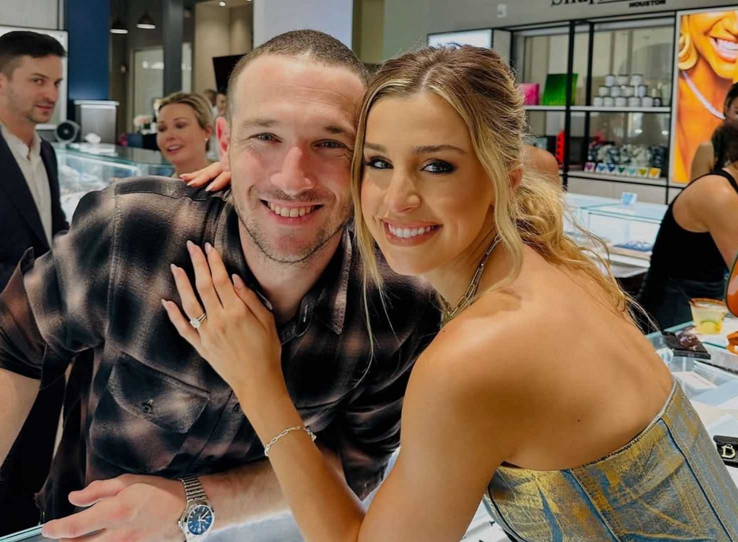 “I love this life we’ve built” – Alex Bregman’s wife Reagan makes feelings known about marriage with 2x World Series champion on their 4th anniversary