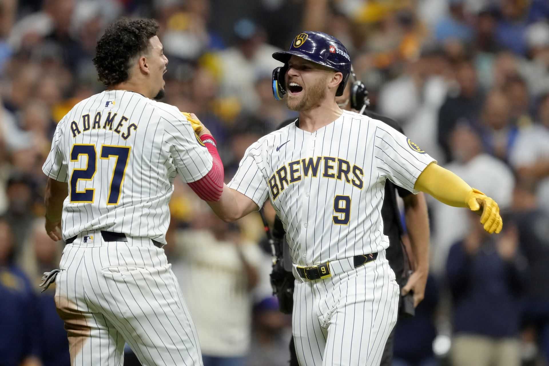 “Mets are signing Juan Soto”; “Buster Posey cookin” – Fans react as Giants sign Willy Adames for record-breaking $182,000,000, 7-year deal