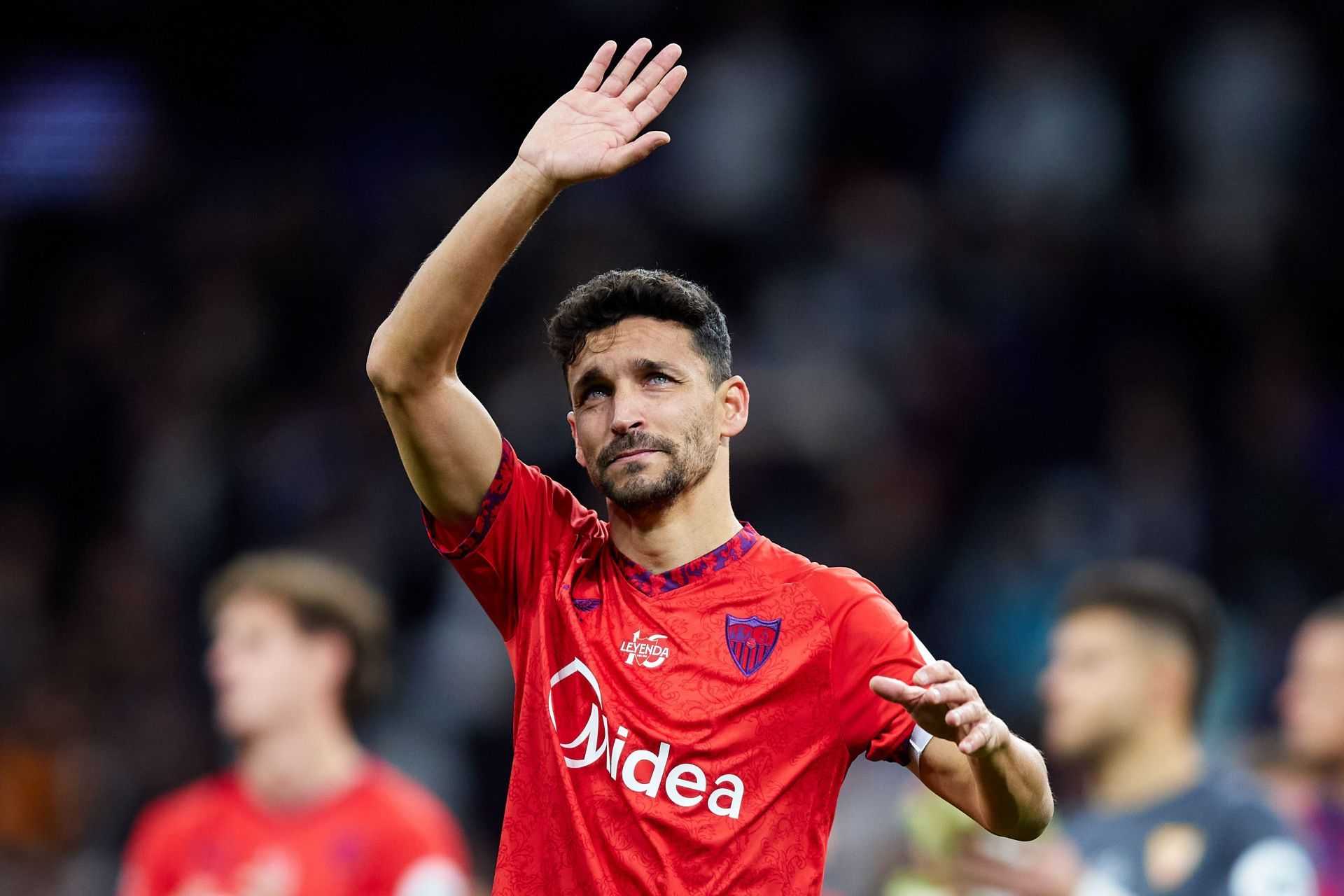 “I’ve never seen anything like it on a rival pitch” – Sevilla star Jesus Navas reacts as he receives ovation from Real Madrid crowd