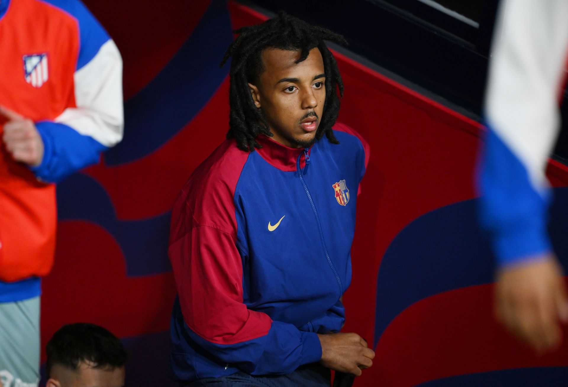 Barcelona Transfer News Roundup: Arsenal eyeing French ace, Catalans receive Rafael Leao boost, and more – December 22, 2024-Picture2