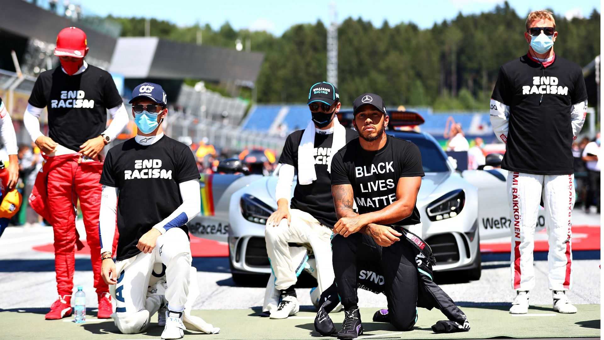“It had me on my knees in tears”: Lewis Hamilton opens up about his emotions during the infamous George Floyd incident