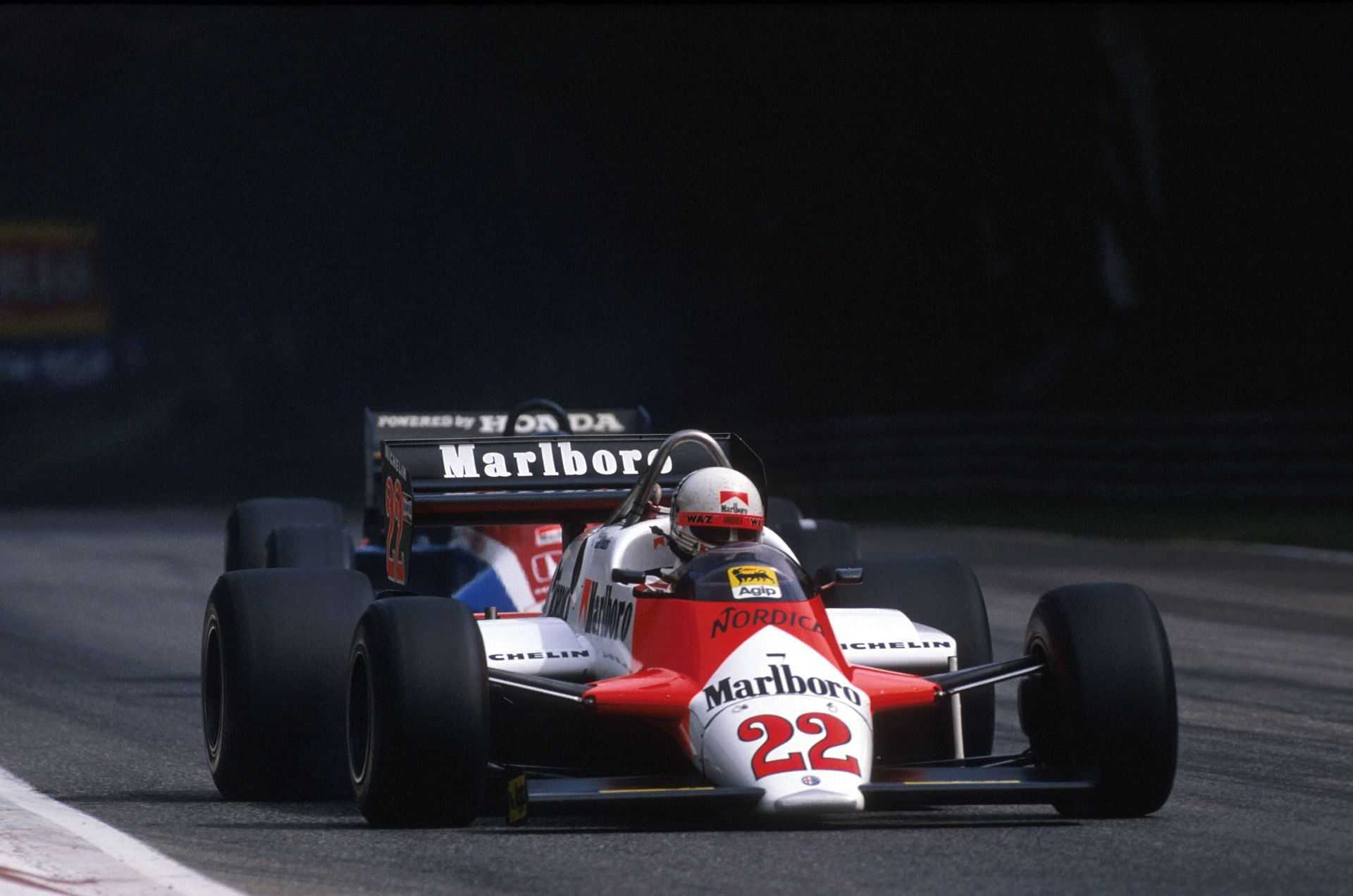 “Look at this idiot”: When an F1 commentator blasted the driving standards of former McLaren driver